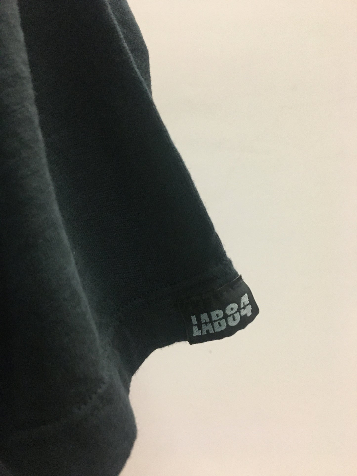 T-shirt serafino Nero Lab84
