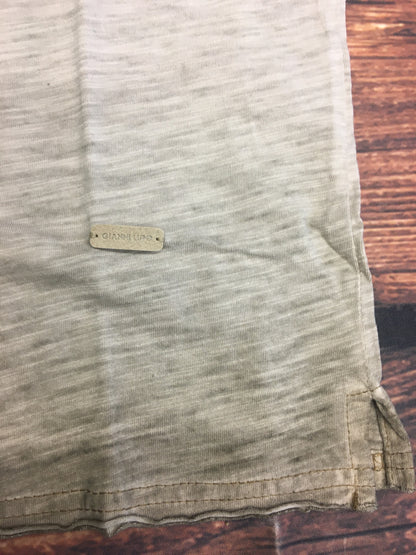 T-shirt cammello collo serafino Gianni Lupo