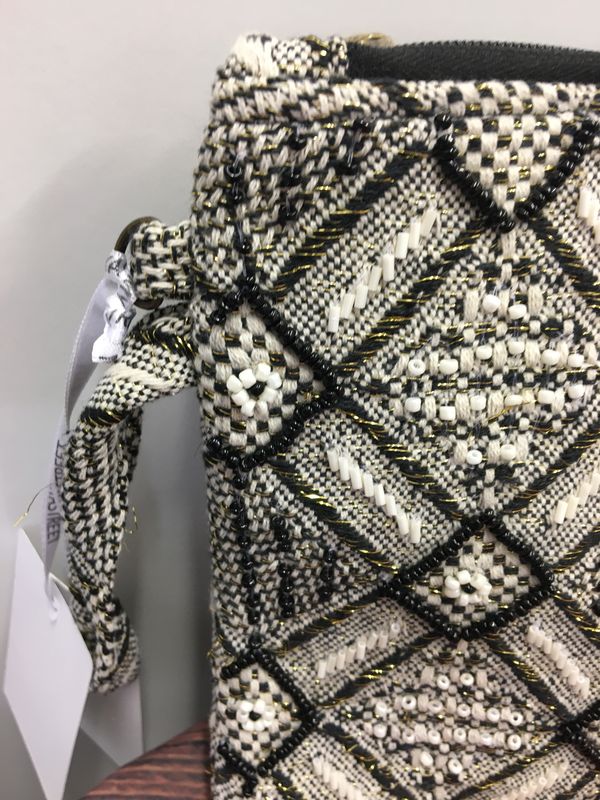 POCHETTE RICAMATA MYASTREET